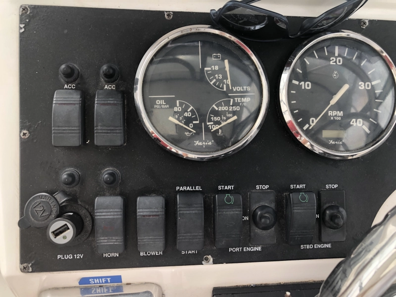 Luhrs 30 open 2004
