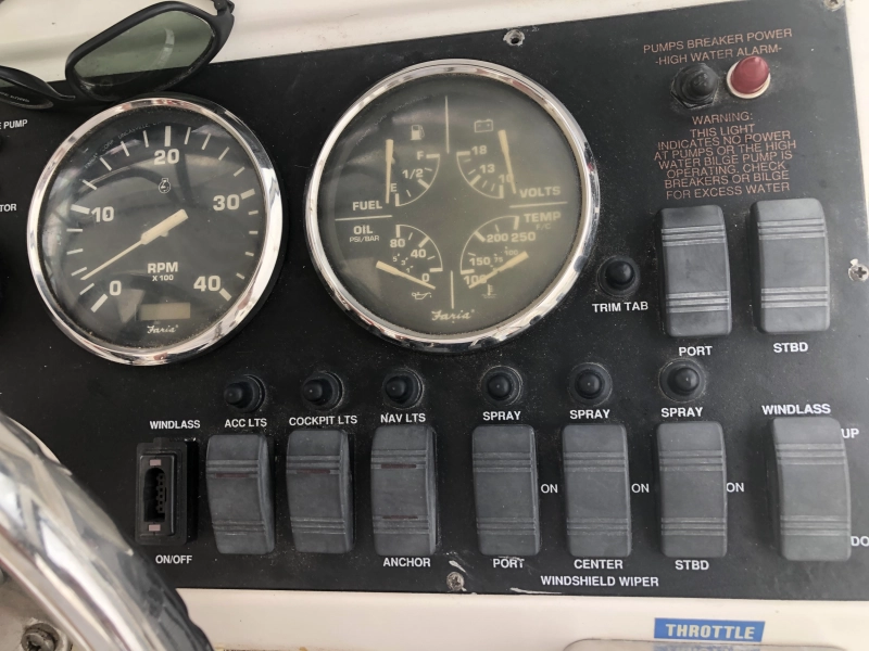 Luhrs 30 open 2004
