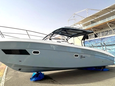 Foto del barco Saver 330 wa 2024
