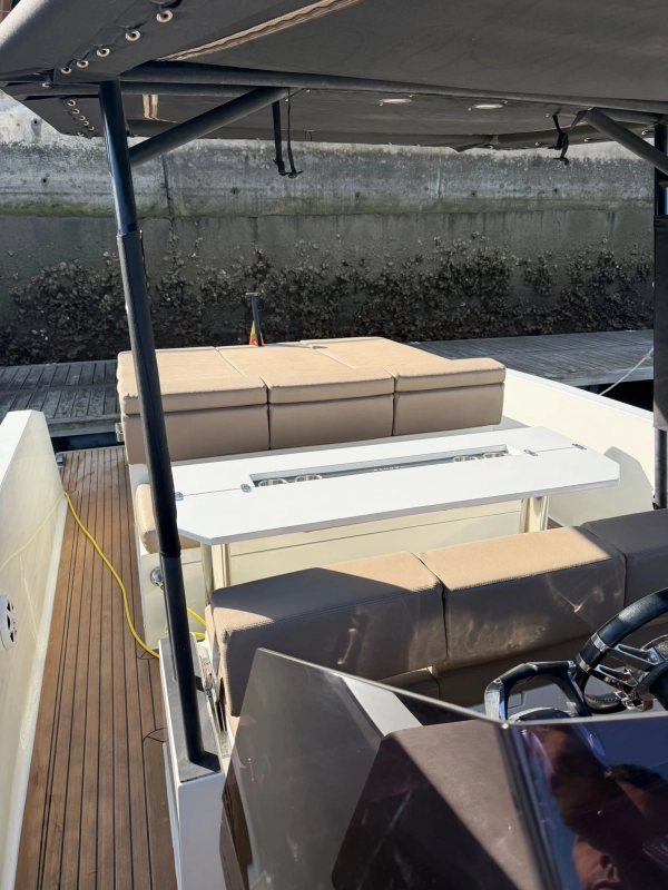 De Antonio Yachts D28 2022