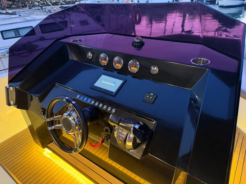 De Antonio Yachts D28 2022