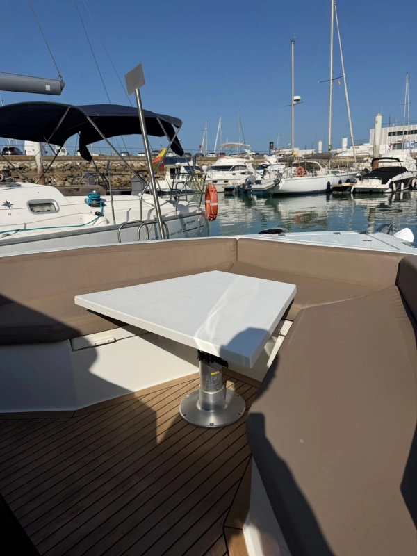 De Antonio Yachts D28 2022