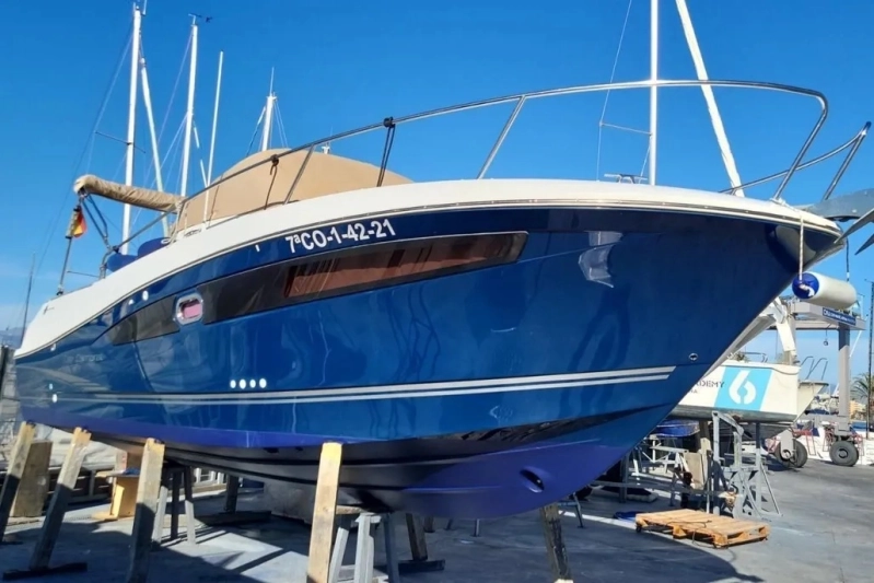 Jeanneau Cap Camarat 8.5 WA 2013