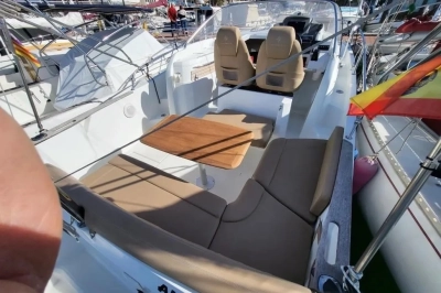 Foto del barco Jeanneau Cap Camarat 8.5 WA 2013