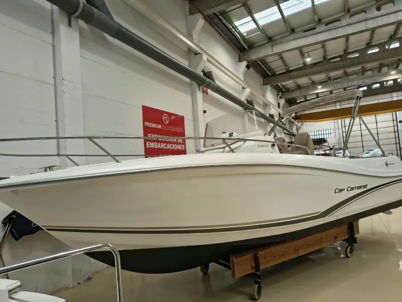 Jeanneau JEANNEAU CAP CAMARAT 7.5 CC 2013
