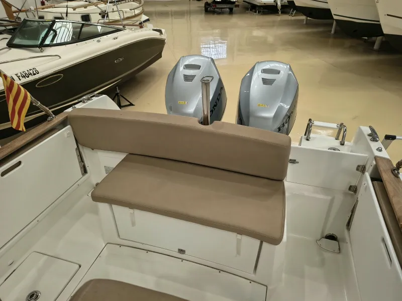 Jeanneau JEANNEAU CAP CAMARAT 7.5 CC 2013