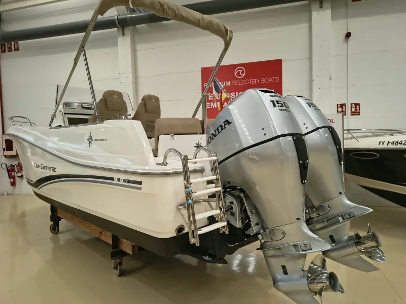 Jeanneau JEANNEAU CAP CAMARAT 7.5 CC 2013