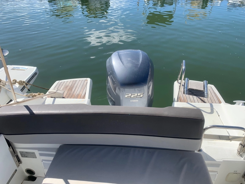 Jeanneau cap camarat 7.5 CC 2021