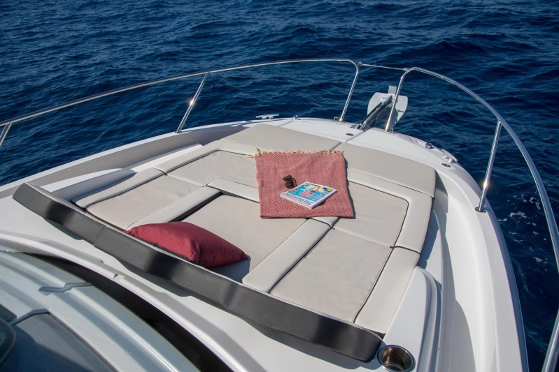 Jeanneau Cap Camarat 9.0WA S2 2024