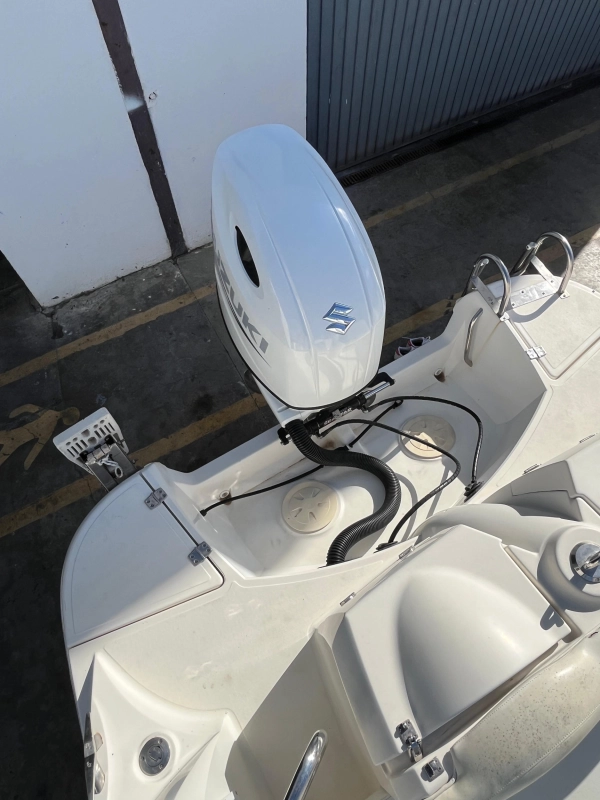 Quicksilver Commander 720 2013