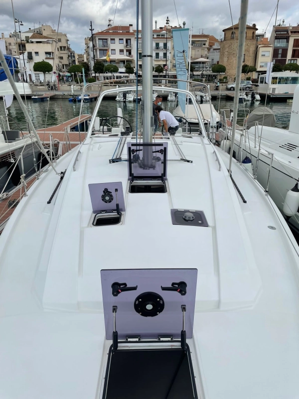 Beneteau Oceanis 41.1 2021