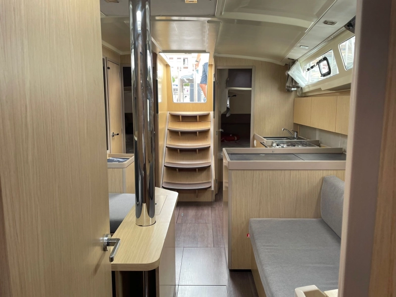 Beneteau Oceanis 41.1 2021