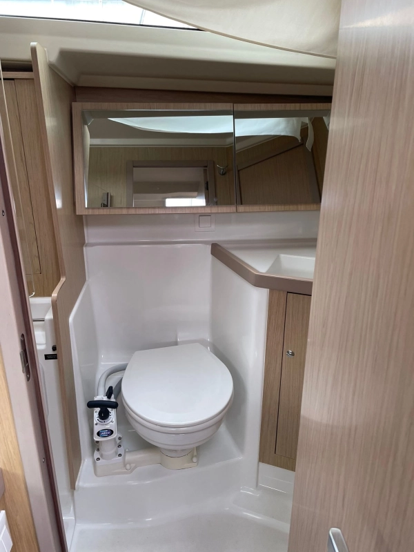 Beneteau Oceanis 41.1 2021