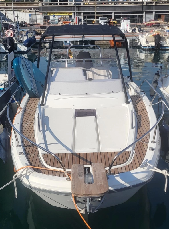 Beneteau Flyer 8 SUNdeck 2021