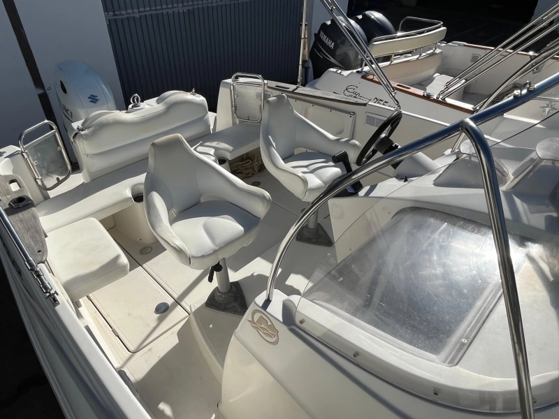 Quicksilver Commander 720 2013