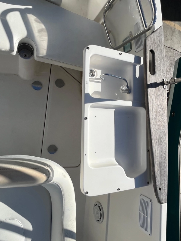 Quicksilver Commander 720 2013