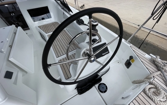 Jeanneau Sun Odyssey 410 2024