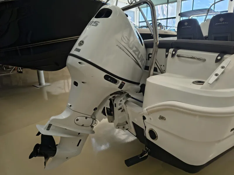 Jeanneau JEANNEAU CAP CAMARAT 5.5 CC 2023