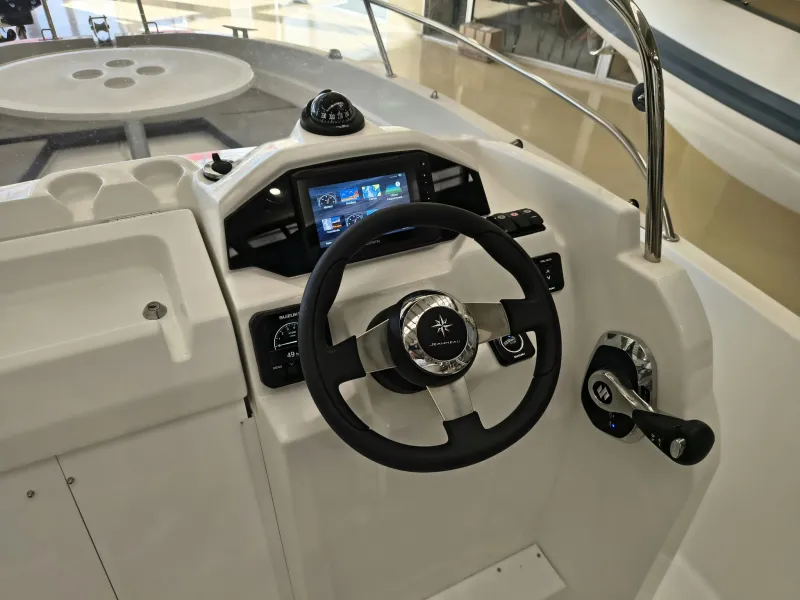 Jeanneau JEANNEAU CAP CAMARAT 5.5 CC 2023