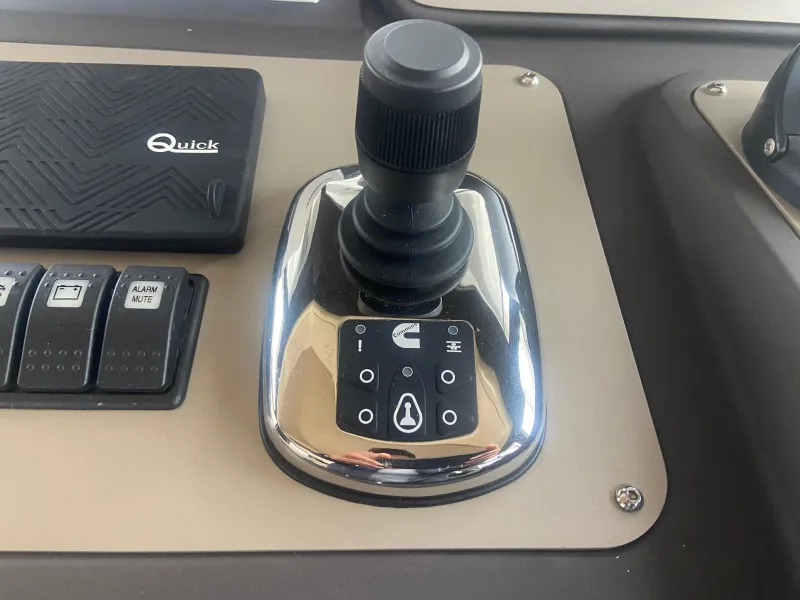 Azimut Magellano 43 2021