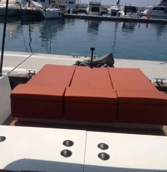 De Antonio Yachts D33 Cruiser 2017