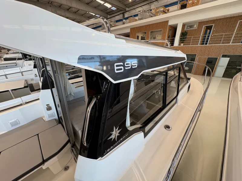 Jeanneau JEANNEAU MERRY FISHER 695 SERIE 2 2023