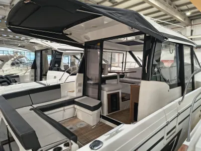 Foto del barco Jeanneau JEANNEAU MERRY FISHER 895 OFFSHORE 2021