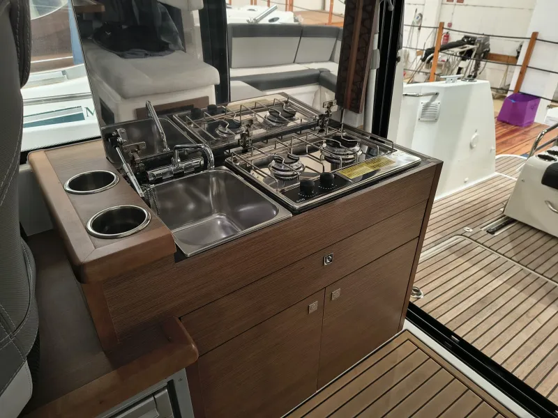 Jeanneau JEANNEAU MERRY FISHER 895 OFFSHORE 2021
