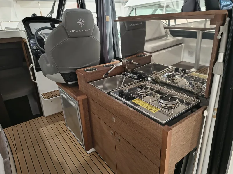 Jeanneau JEANNEAU MERRY FISHER 895 OFFSHORE 2021
