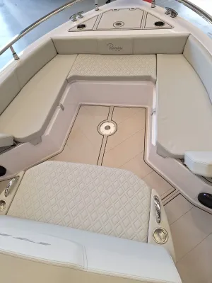 Foto del barco Ranieri International RANIERI 275 SL 2024