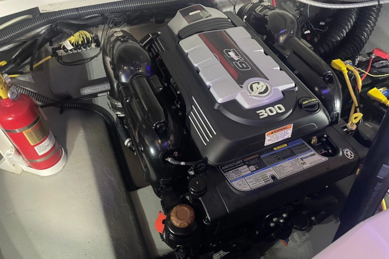 Crownline 270 SS 2024