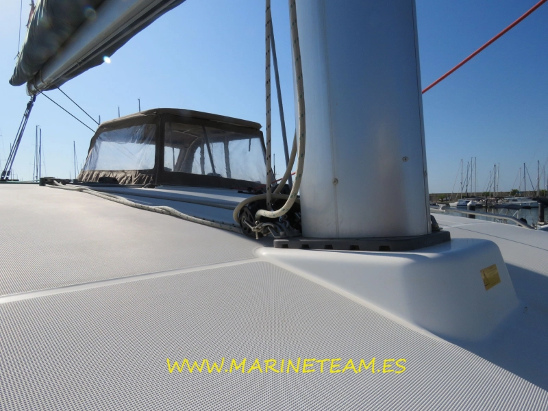 Lagoon 400 S2 2015
