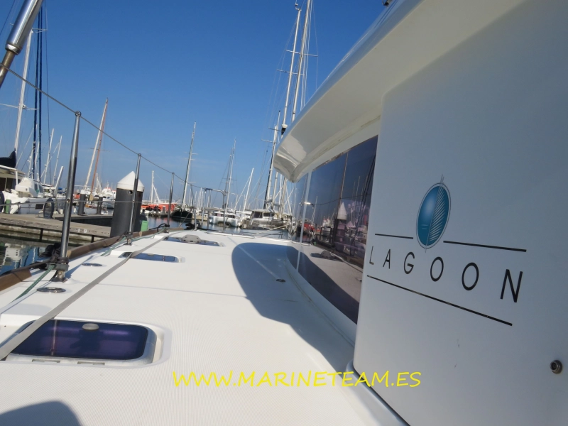 Lagoon 400 S2 2015