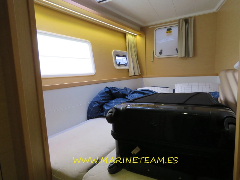 Lagoon 400 S2 2015