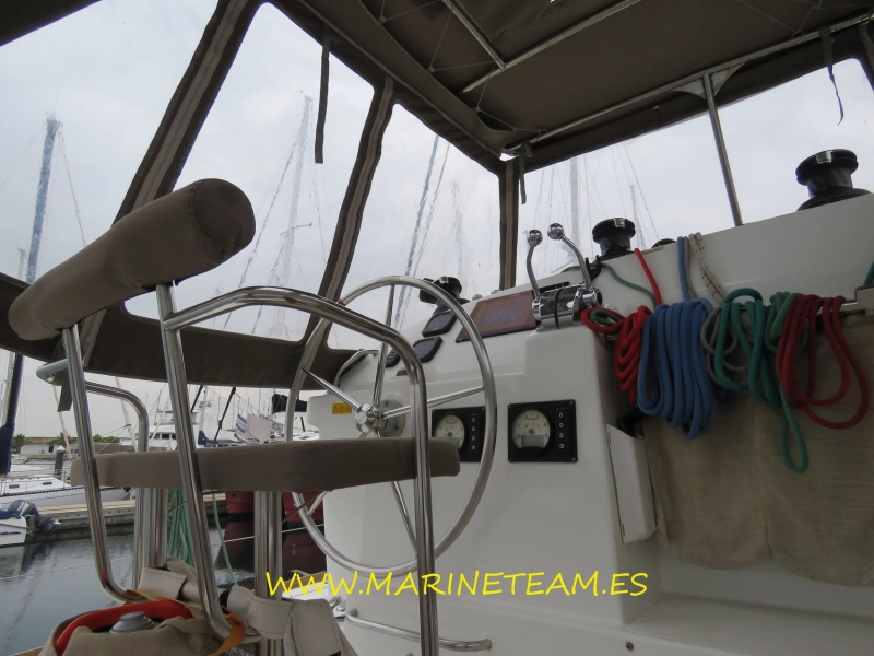Lagoon 400 S2 2015