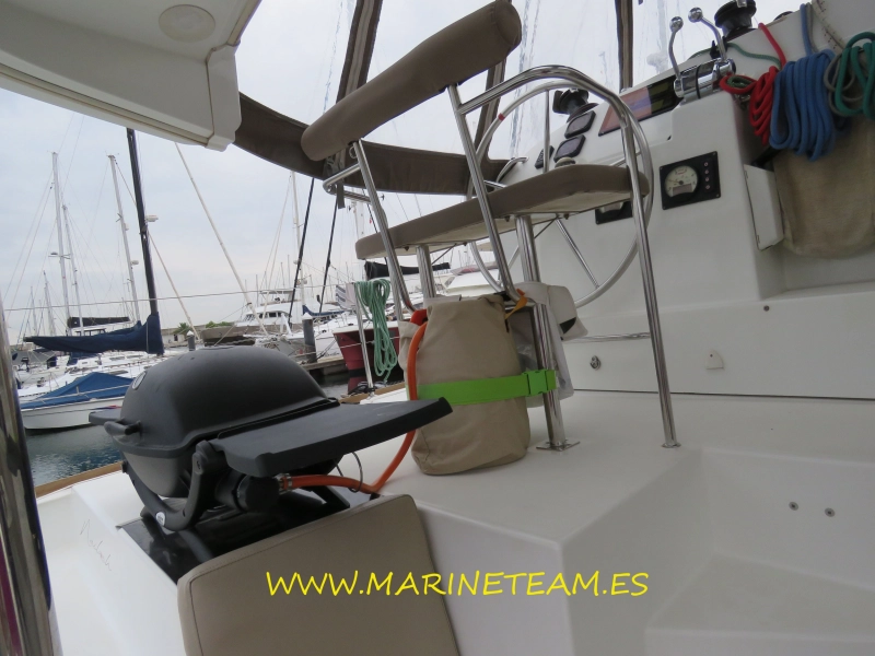 Lagoon 400 S2 2015