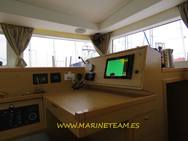 Lagoon 400 S2 2015