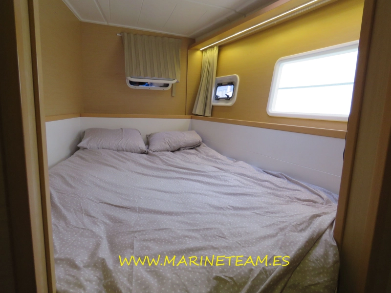 Lagoon 400 S2 2015