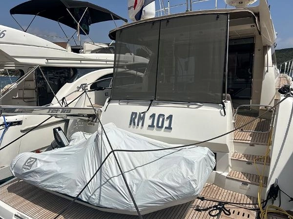 Prestige 560S 2017