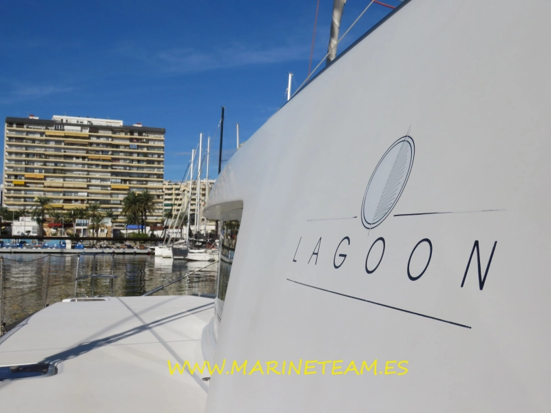 Lagoon 500 2006