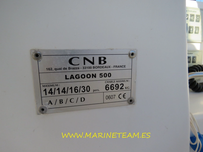 Lagoon 500 2006