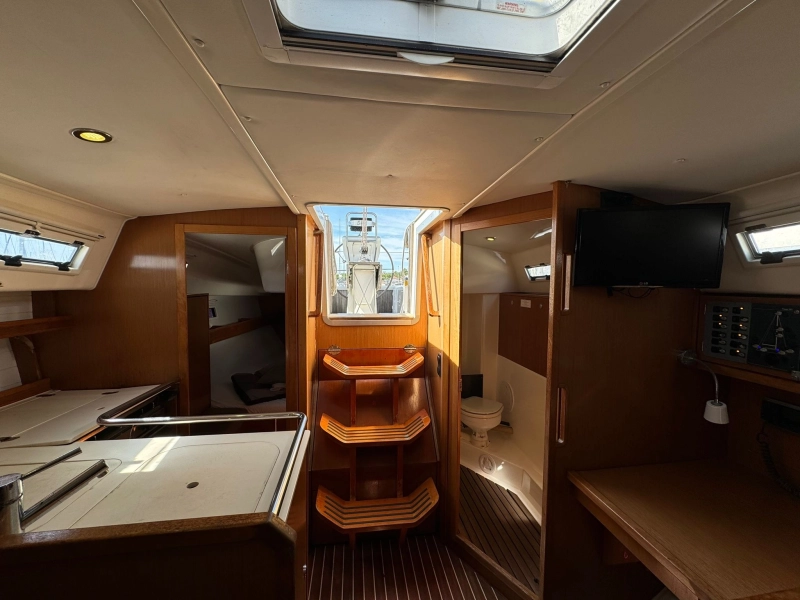 Bavaria 32 Cruiser 2011