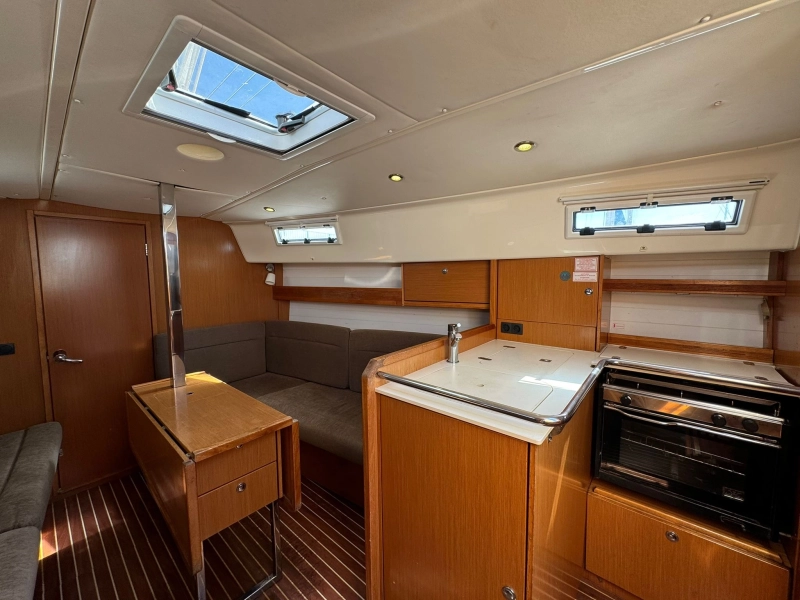 Bavaria 32 Cruiser 2011