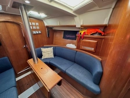 Beneteau Oceanis 373 2004