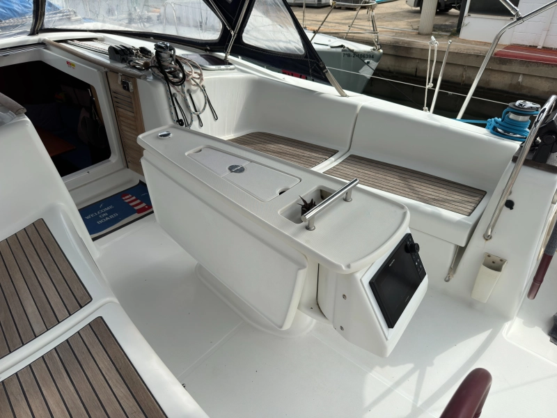 Beneteau Oceanis 43 2009