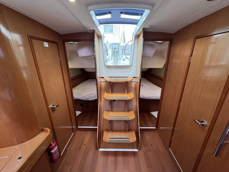 Beneteau Oceanis 43 2009