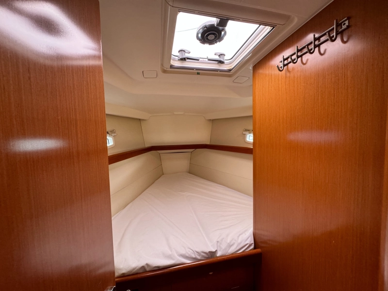 Beneteau Oceanis 43 2009