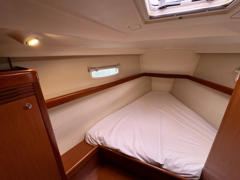 Beneteau Oceanis 43 2009