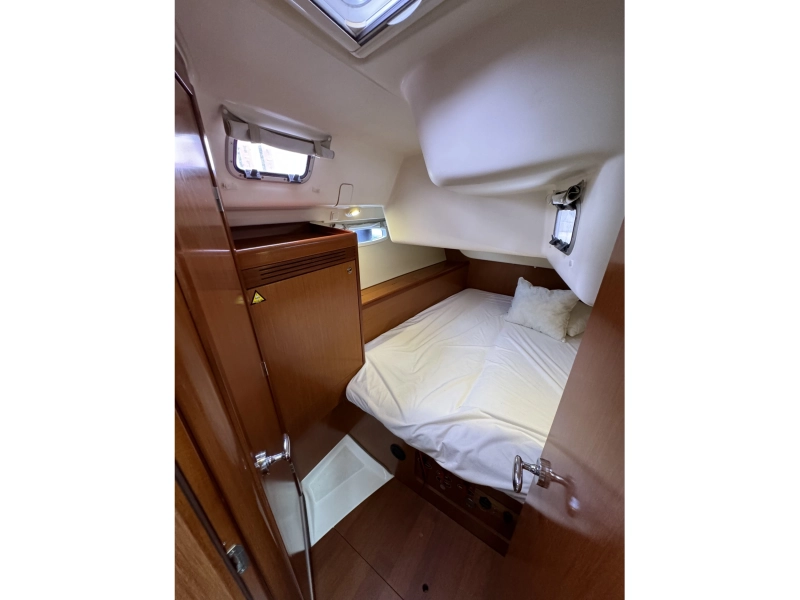 Beneteau Oceanis 43 2009