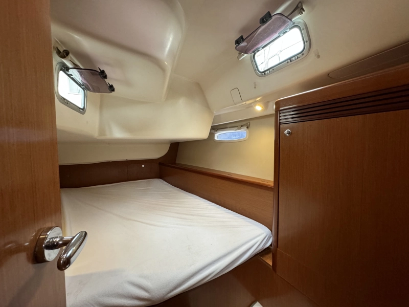 Beneteau Oceanis 43 2009